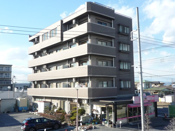 センターフィールドマンション　201号室